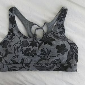 Old Navy sports bra NWOT